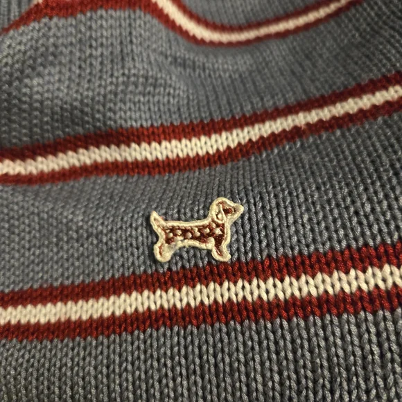 PINK Victoria's Secret Cambridge Sweater - Picture 6 of 6